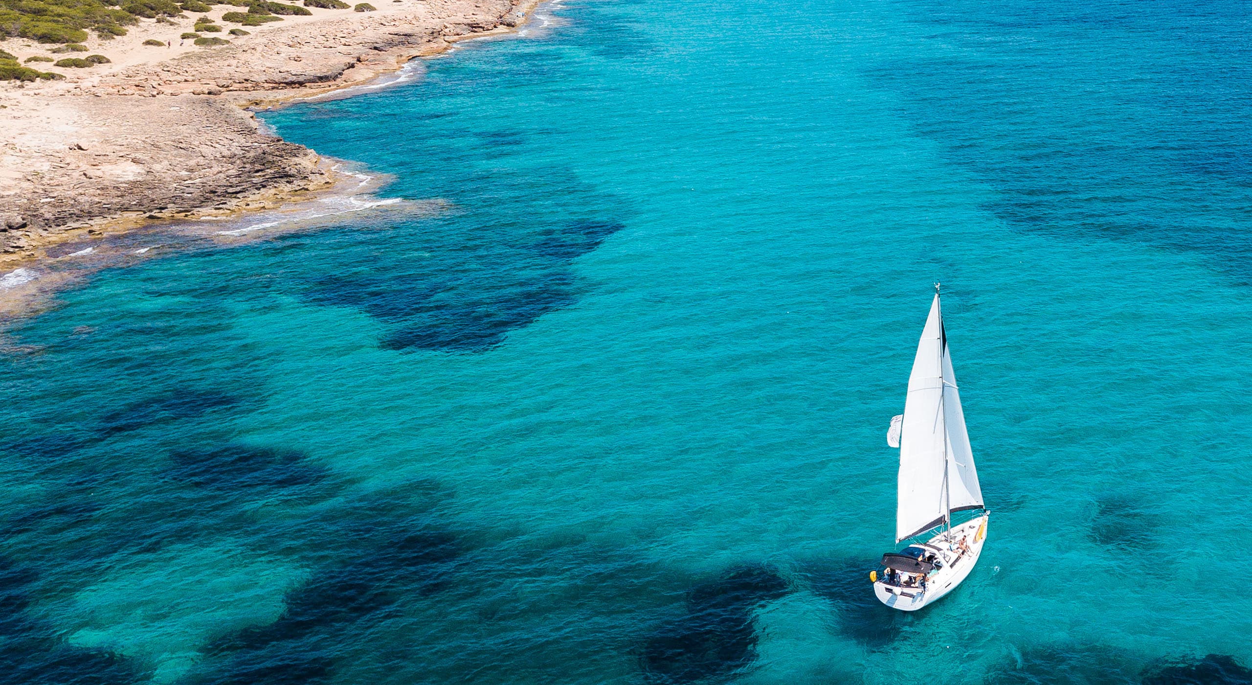 Opening an Offshore Share Portfolio: Key Considerations 